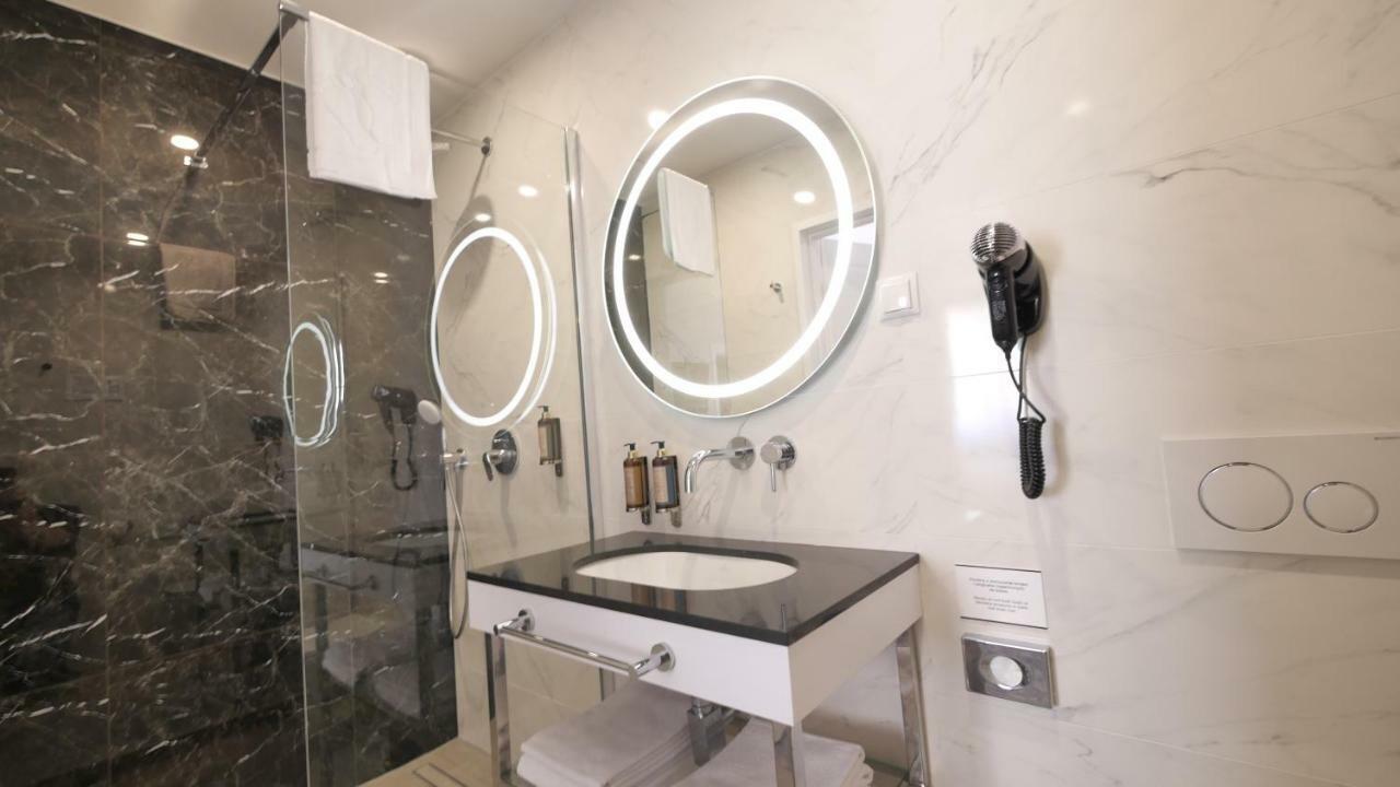 クラクフ Szewska 22 Boutiqueアパートホテル エクステリア 写真